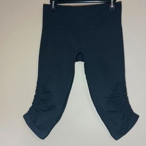 Lululemon in the Flow Crop II